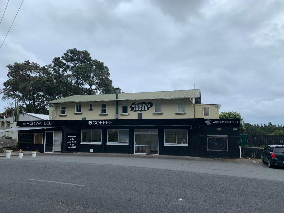 Muriwai Lodge エクステリア 写真